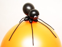 Композиция из воздушных шаров "Паук к хэллоуину"